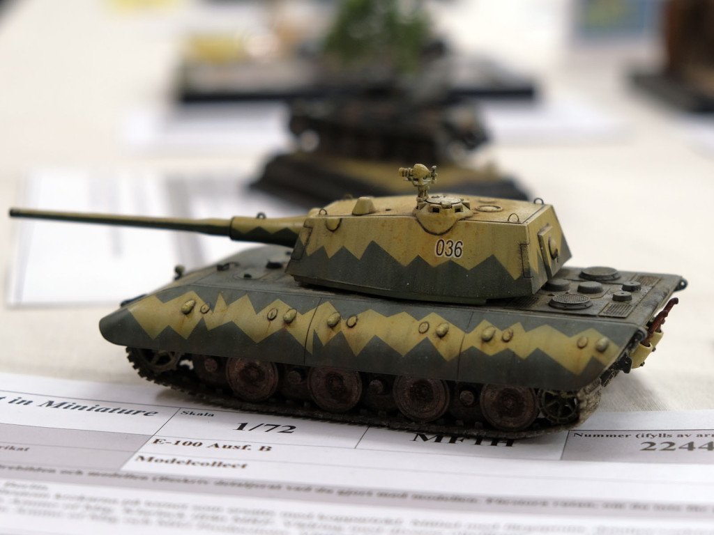 T30F1124